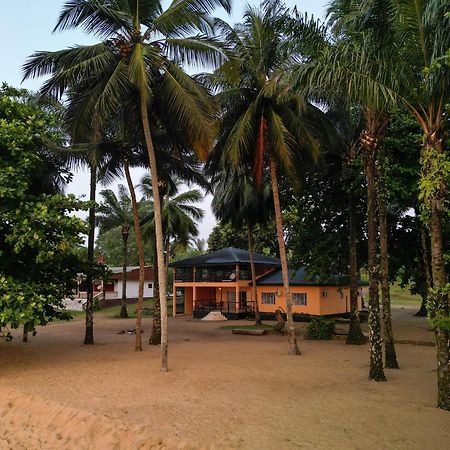 La Villa Lou, Musee Des Arts Grand Batangua 克里比 外观 照片
