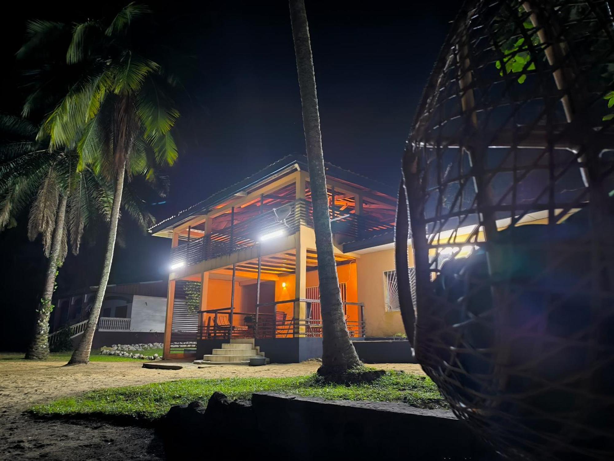 La Villa Lou, Musee Des Arts Grand Batangua 克里比 外观 照片